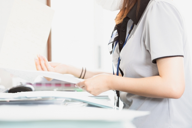 データベース化のための資料整理